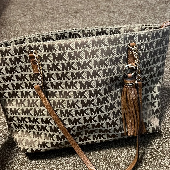 MICHAEL Michael Kors Handbags - MK purse